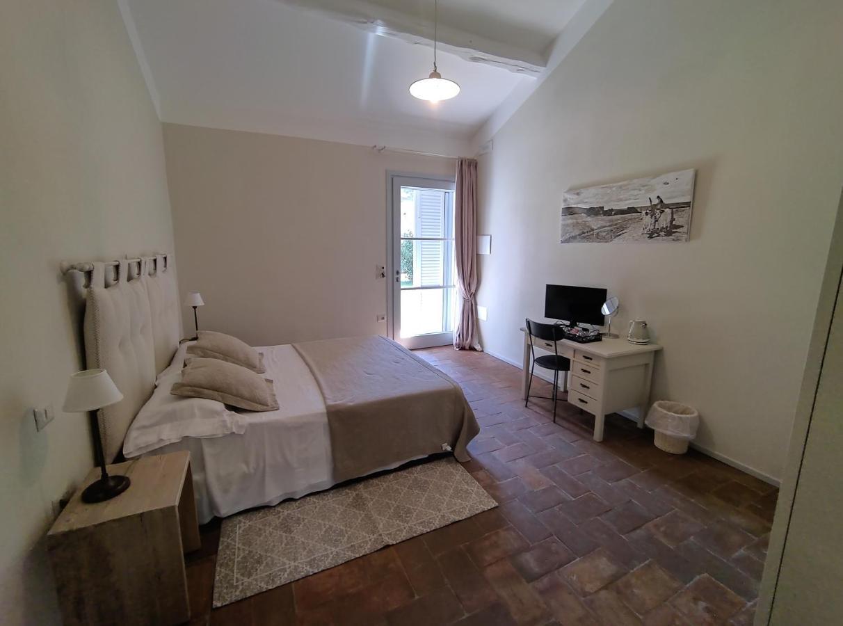 Agriturismo Poderedodici Orbetello Eksteriør billede