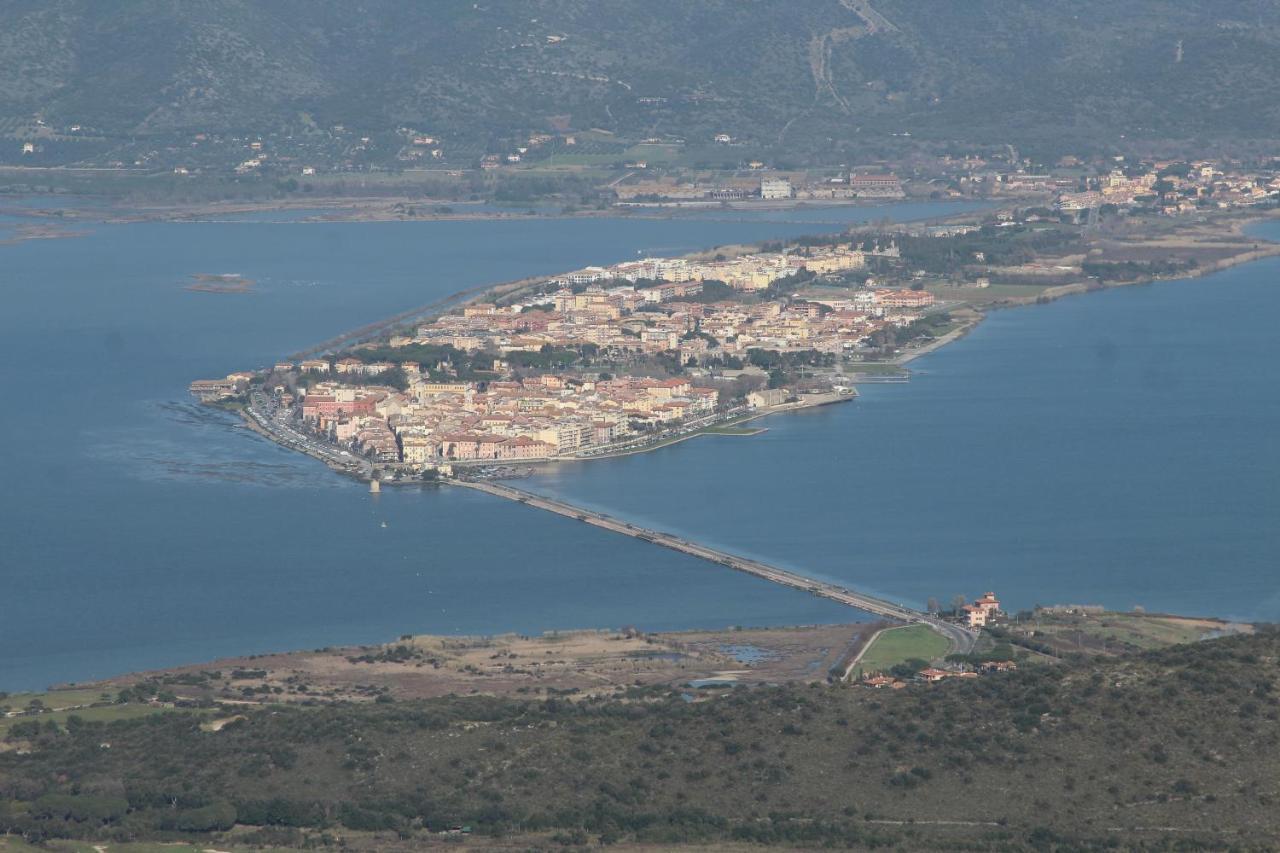 Agriturismo Poderedodici Orbetello Eksteriør billede