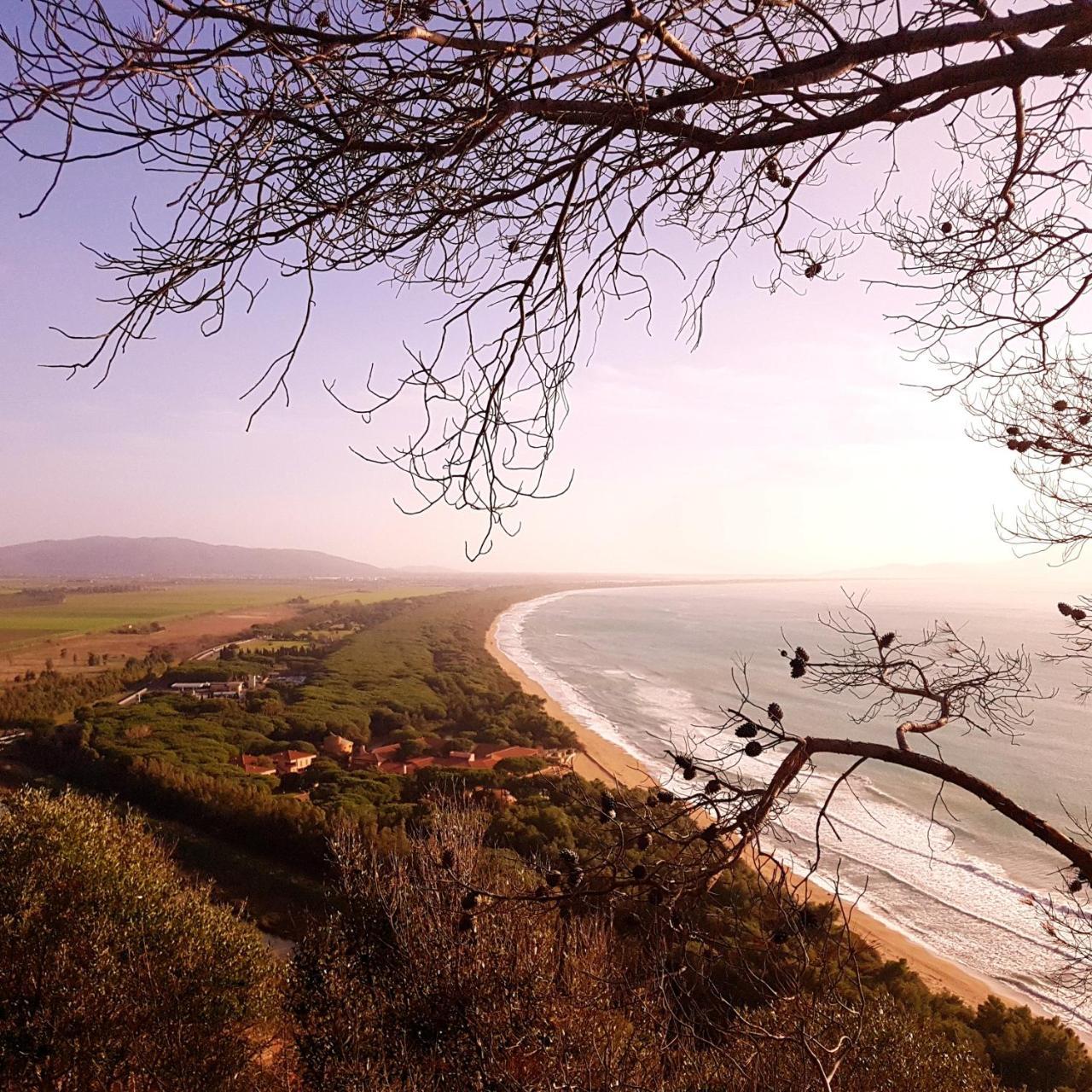 Agriturismo Poderedodici Orbetello Eksteriør billede
