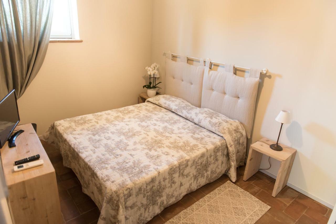 Agriturismo Poderedodici Orbetello Eksteriør billede